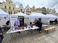 Vzdělávací show #JETOTU 2024 oživila plzeňské náměstí