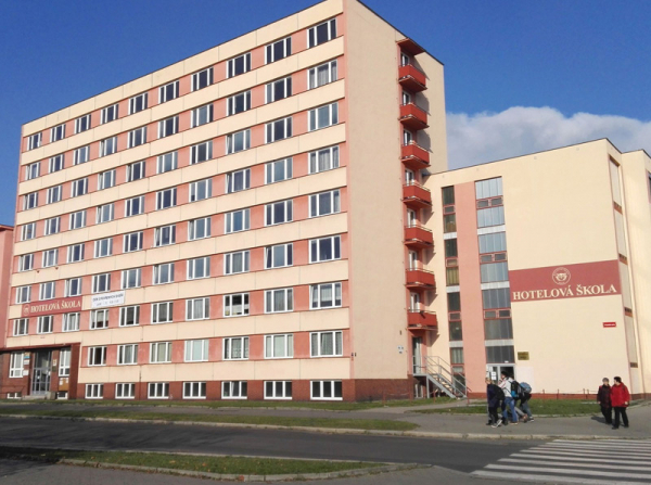 Hotelová škola, Plzeň, U Borského parku 3